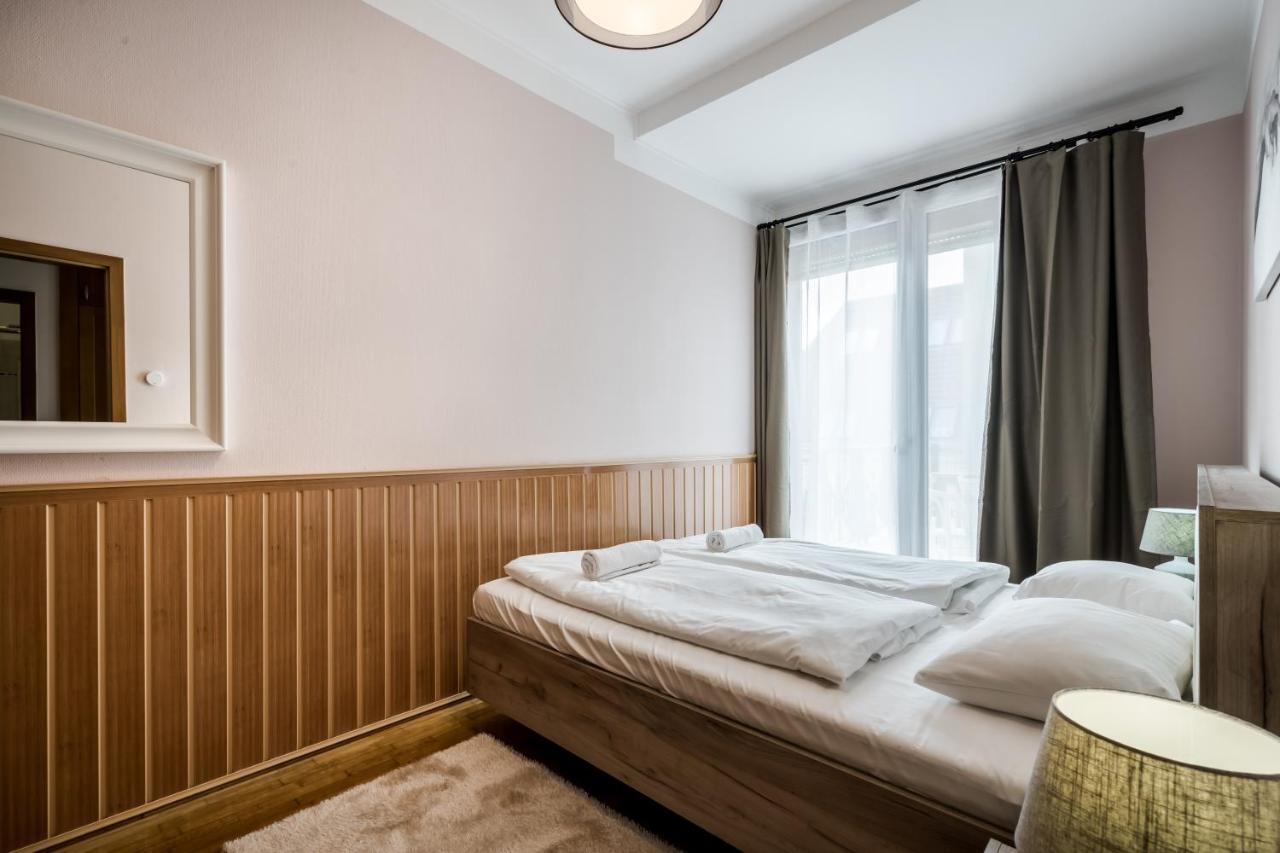 Bpr Timber Loft Home With Balcony Budapest Exteriör bild