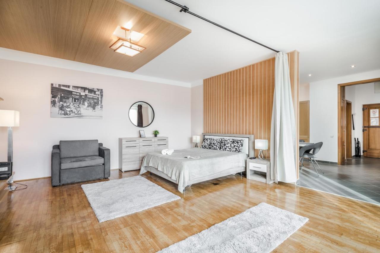 Bpr Timber Loft Home With Balcony Budapest Exteriör bild